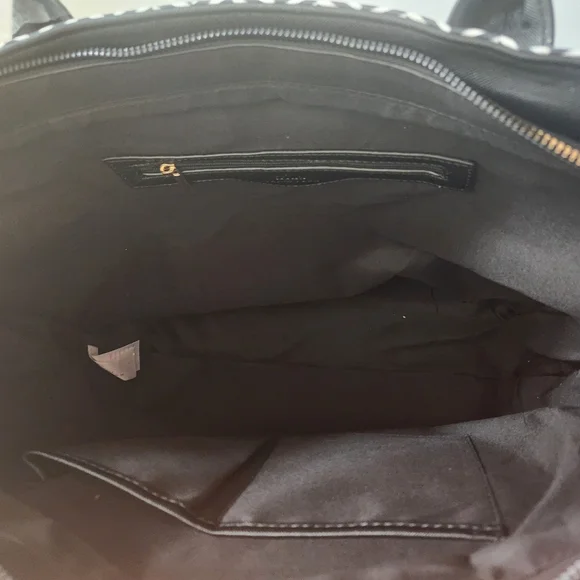 Trina Turk Tote Bag. Great Sleek Black & White Pattern. - Picture 8 of 13